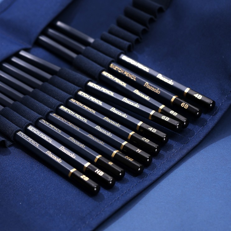 Набор для скетчинга "Finenolo" 27 предметов в пенале-свитке