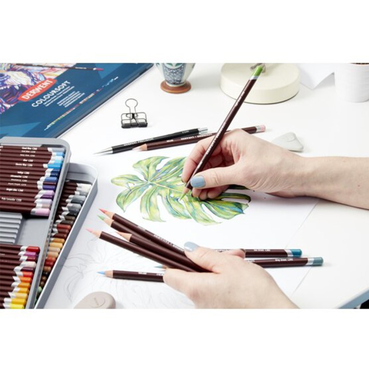 Набор цветных карандашей Derwent "Coloursoft" 72 цвета в металлической коробке (0701029)