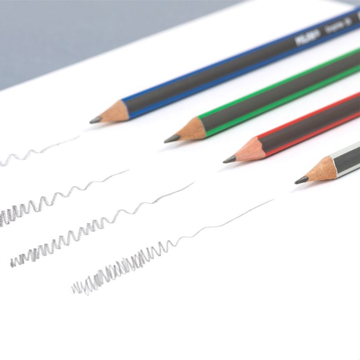 Карандаш чернографитный Milan "Graphite" HB, трехгранный