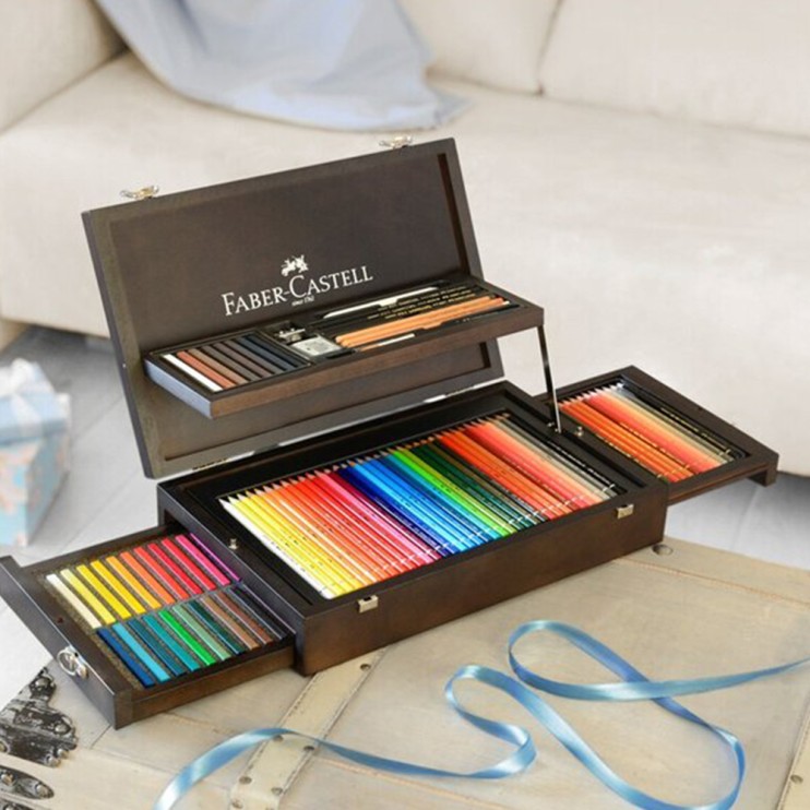 Набор Faber Castell "ART & GRAPHIC Collection" 126 предметов в деревянном пенале