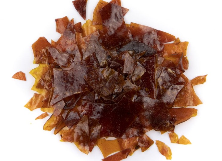 Шеллак хлопьях очищенный "3404b" осветленный, 1000гр.