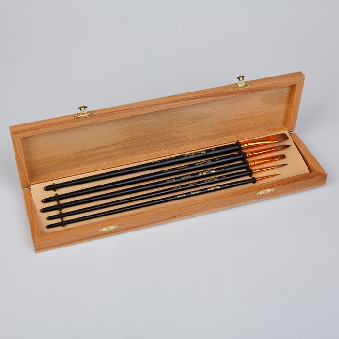 Набор кистей из колонка "№4" 5 штук на длинной ручке в шкатулке