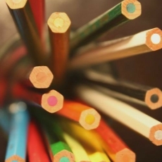 Карандаши, пастель, мелки