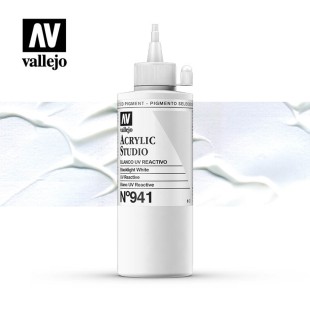 Акриловая краска Vallejo "Studio" #941 Blacklight White (Белила светящиеся под  UV  ультрафиолетом), 200мл