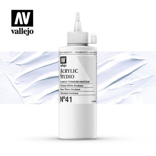 Акриловая краска Vallejo "Studio" #41 Titanium White Anatase (Белила титановые теплые), 200мл